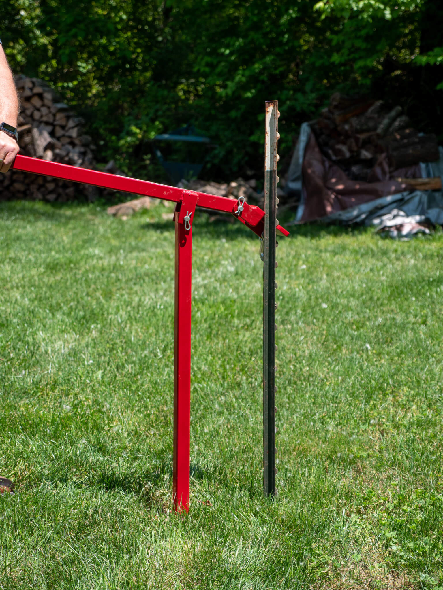 post popper being used to remove a T-Post